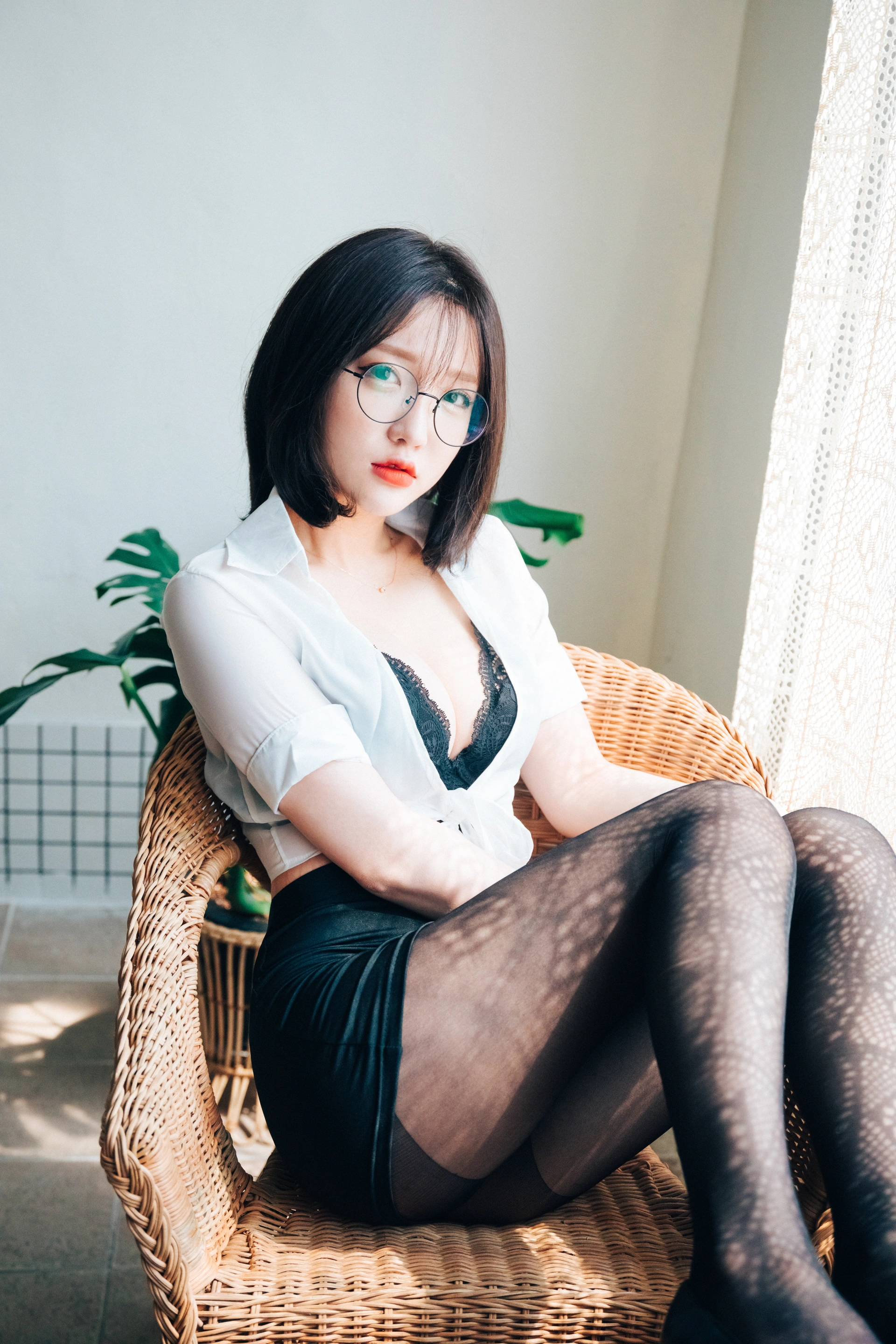 012.[Loozy] -  Ye-Eun - Office Girl Vol.1 1